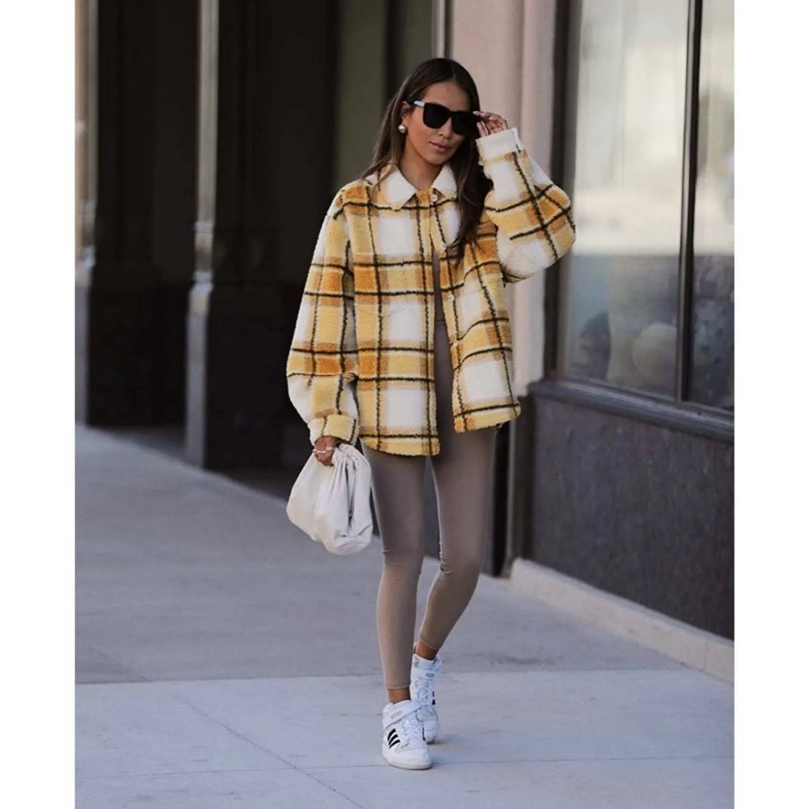 Bandier x Sincerely Jules, Women Aspen Sherpa Jacket in Amber Plaid
