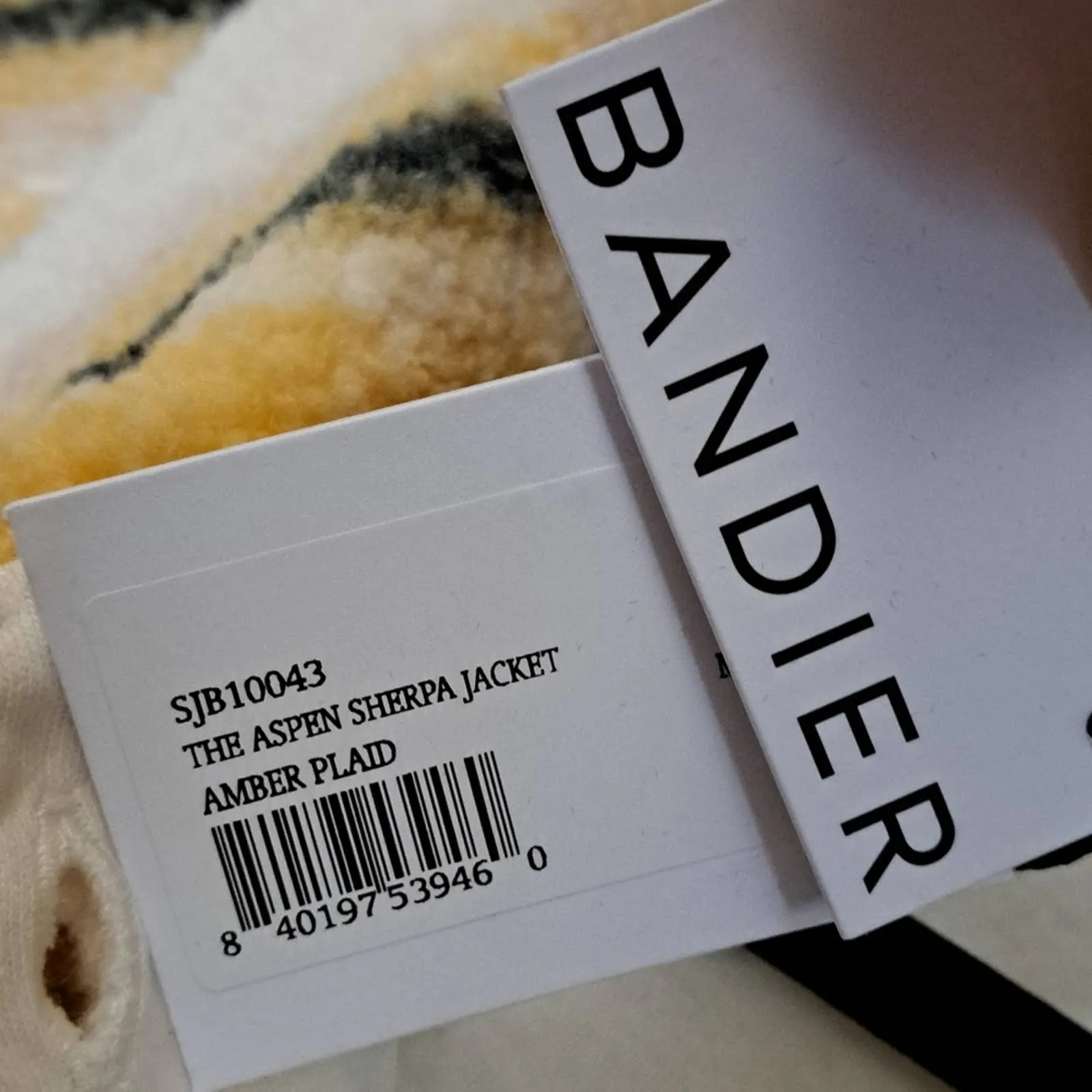Bandier x Sincerely Jules, Women Aspen Sherpa Jacket in Amber Plaid