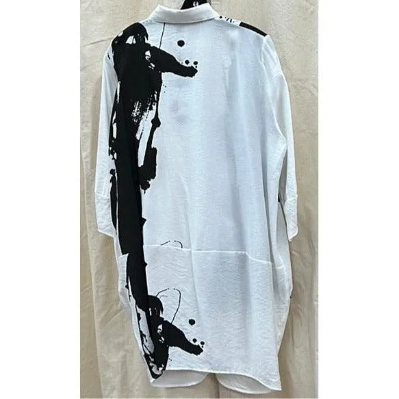 Black and white abstract shirt dress or duster jacket