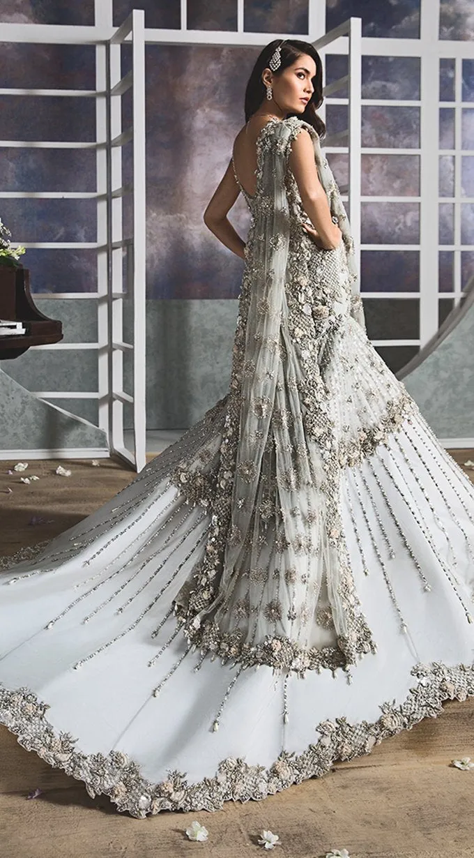 Embroidered White Bridal Lehenga Designer Dress #BN1082