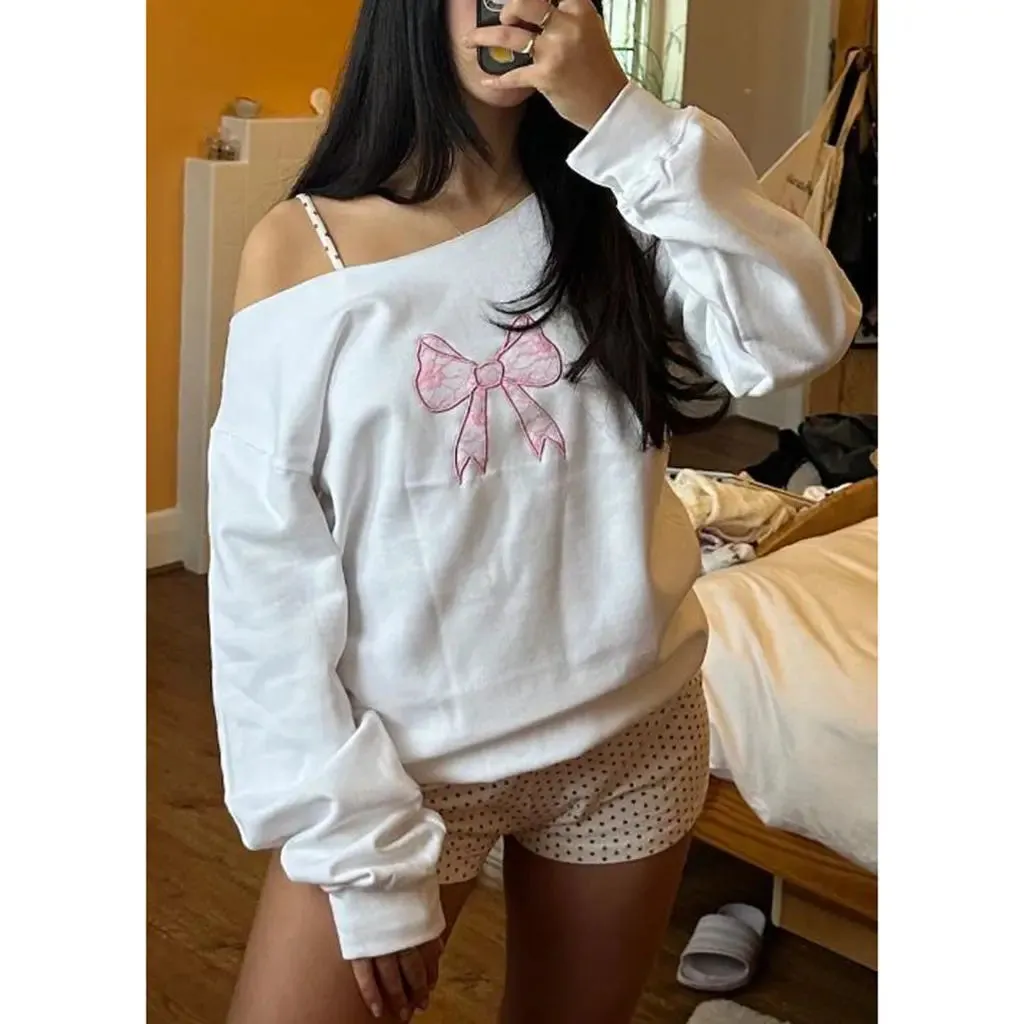 Girlary Women's Y2K Off-Shoulder Hoodies Sweatshirts Cute Aesthetic Print Loose Long Sleeve Pullovers Casual Tops Streetwear