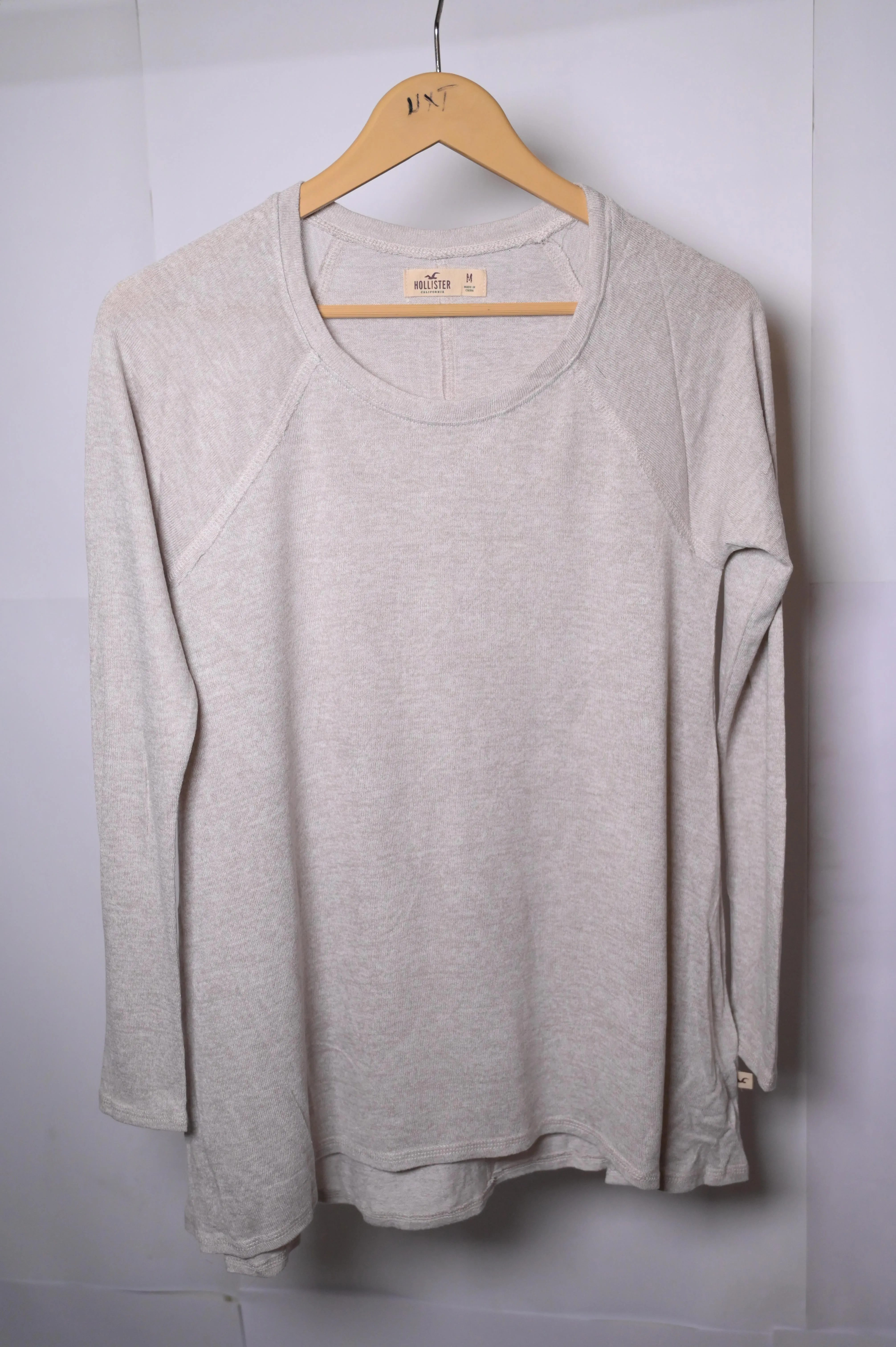 Hollister Grey Sweatshirt