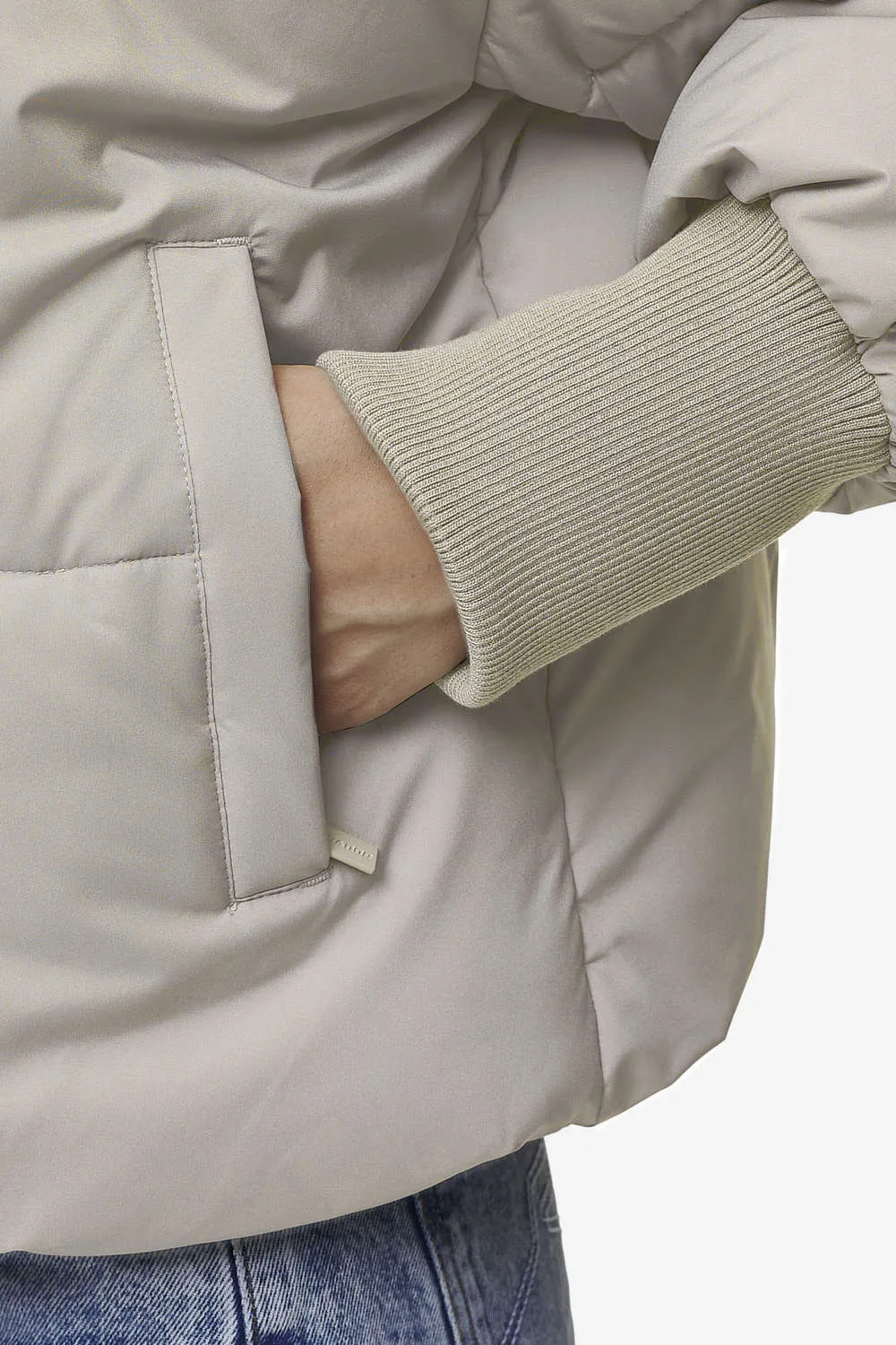 Jara Oversized Boxy Puffer Jacket Beige