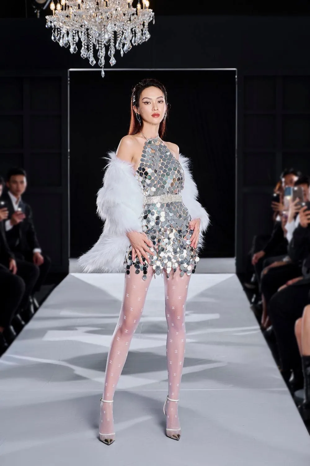 Light Star Shift Sleeveless Sequin Mini Dress