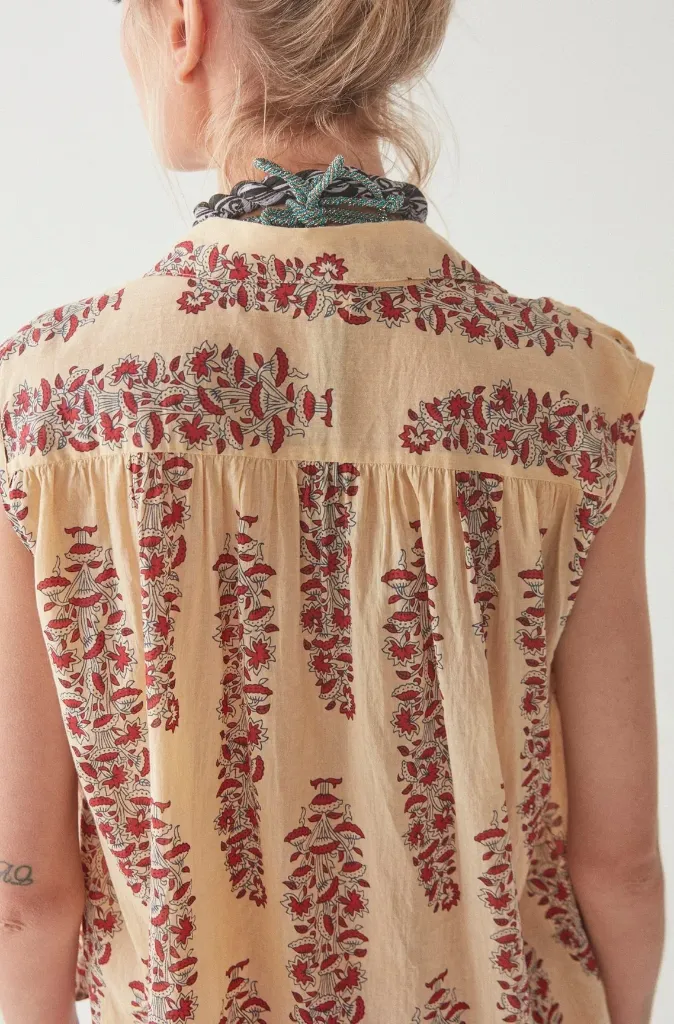 Maison Hotel Lila Blouse in Hamlet Rose