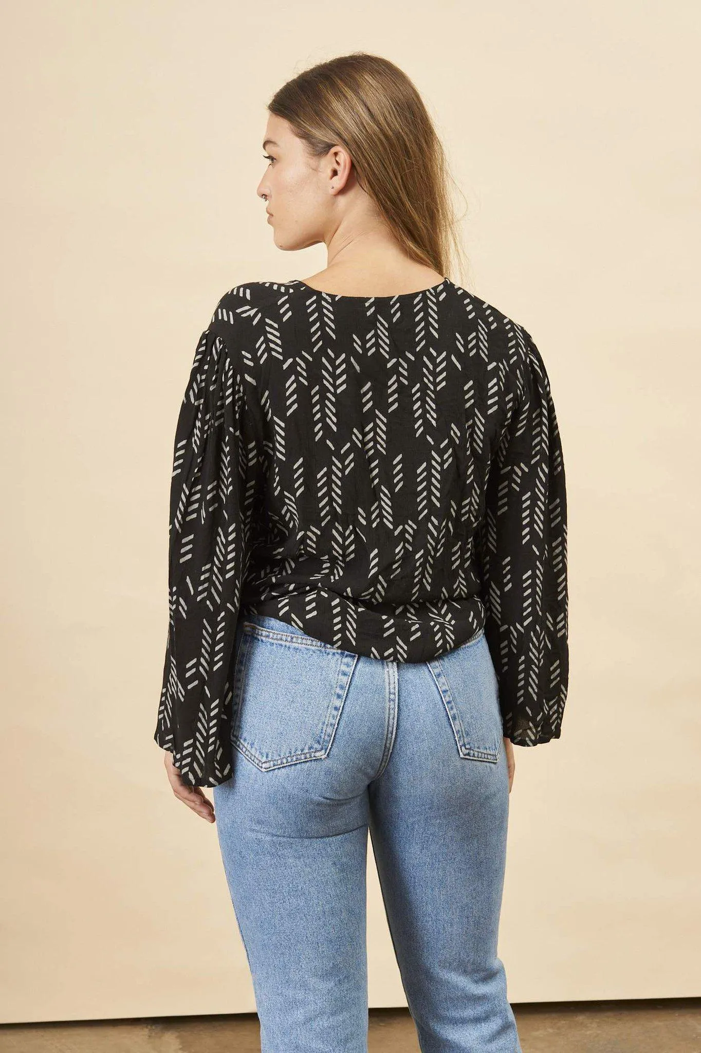 Stylized Feather Tie Knot Blouse in Black   Cream