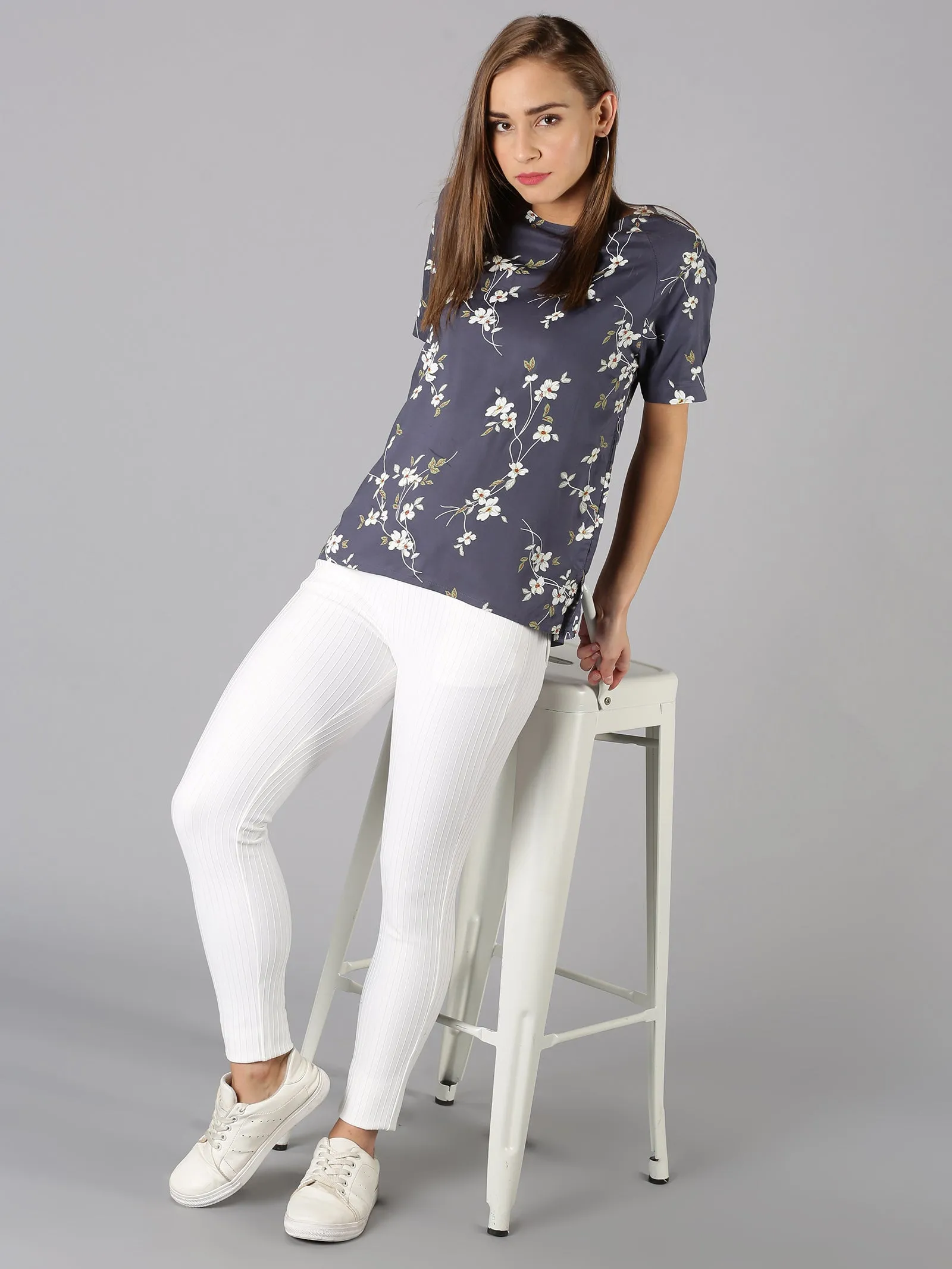 Women Navy Floral Printed Round Neck Casual T-Shirt